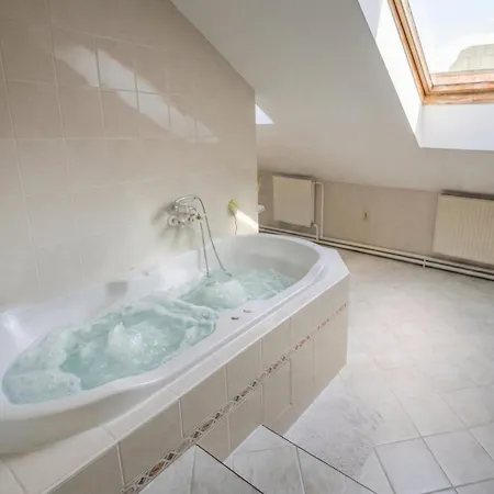 120 M2 In The Centre Of The Old Town *