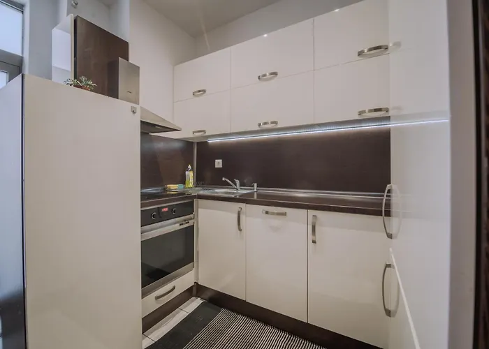 120 M2 In The Centre Of The Old Town דירה ברטיסלאבה