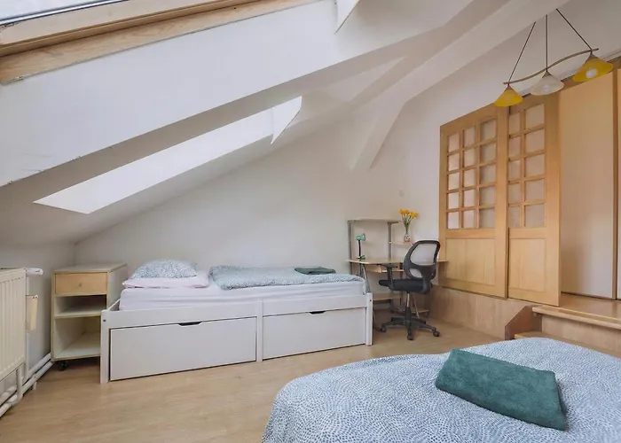 120 M2 In The Centre Of The Old Town *