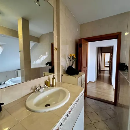 120 M2 In The Centre Of The Old Town Pozsony