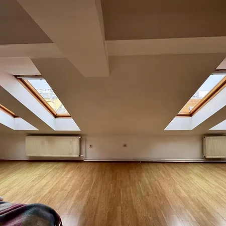 120 M2 In The Centre Of The Old Town * Pozsony